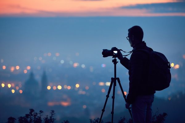 Todo Fotógrafo de Viagem Deve Levar na Mochila